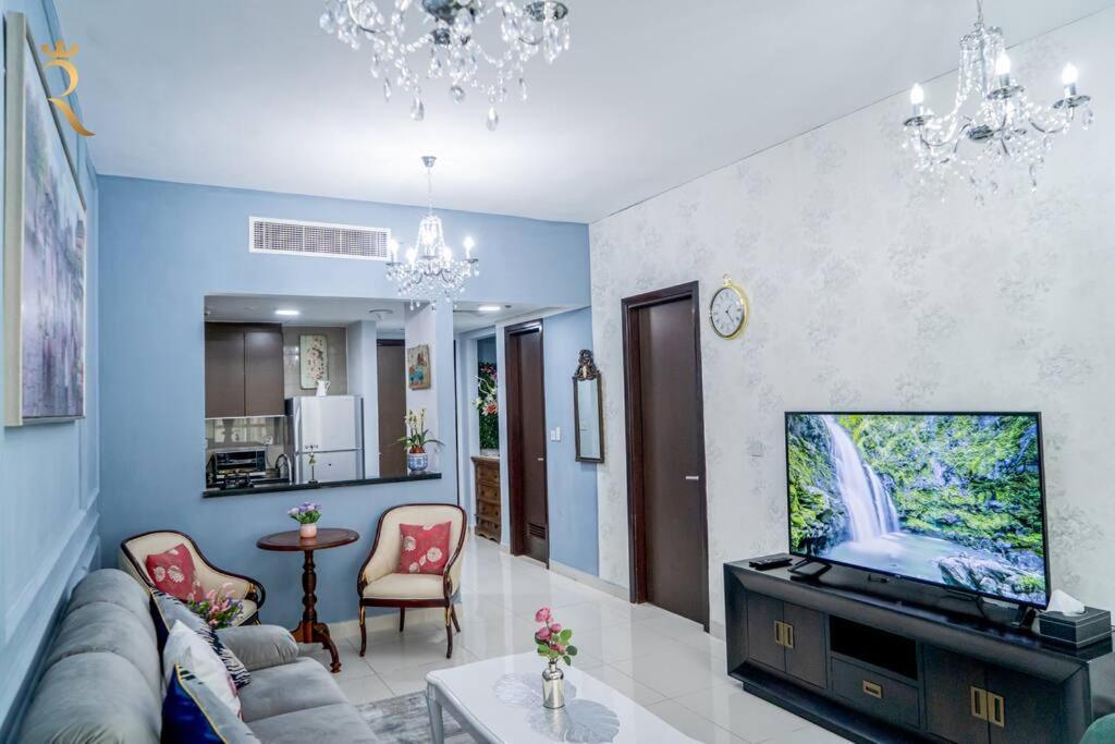 Victorian Charm 1br Stylish Haven Al Reem Abu Dhabi